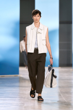 HERMES_MRTW_SHOW_SS25_RUNWAY_FILIPPOFIOR_4X5_05