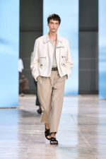 HERMES_MRTW_SHOW_SS25_RUNWAY_FILIPPOFIOR_4X5_06