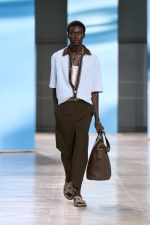 HERMES_MRTW_SHOW_SS25_RUNWAY_FILIPPOFIOR_4X5_08