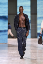 HERMES_MRTW_SHOW_SS25_RUNWAY_FILIPPOFIOR_4X5_44