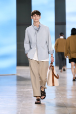 HERMES_MRTW_SHOW_SS25_RUNWAY_FILIPPOFIOR_4x5_25