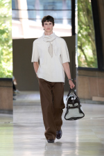 HERMES_MRTW_SHOW_SS26_RUNWAY_FILIPPOFIOR_45_01
