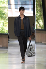 HERMES_MRTW_SHOW_SS26_RUNWAY_FILIPPOFIOR_45_06