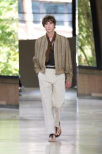 HERMES_MRTW_SHOW_SS26_RUNWAY_FILIPPOFIOR_45_07