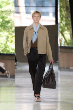 HERMES_MRTW_SHOW_SS26_RUNWAY_FILIPPOFIOR_45_09