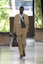 HERMES_MRTW_SHOW_SS26_RUNWAY_FILIPPOFIOR_45_15