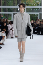 ISSEY-MIYAKE_SS25_RUNWAY_13