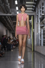 JPGRTWSS26_RUNWAY_FRONT2X3_LOOK16