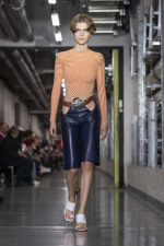 JPGRTWSS26_RUNWAY_FRONT2X3_LOOK21