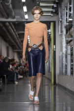 JPGRTWSS26_RUNWAY_FRONT2X3_LOOK21_RETOUCHED