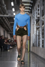 JPGRTWSS26_RUNWAY_FRONT2X3_LOOK23