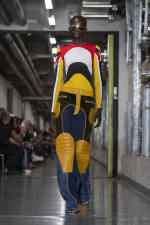 JPGRTWSS26_RUNWAY_FRONT2X3_LOOK31