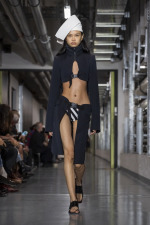 JPGRTWSS26_RUNWAY_FRONT2X3_LOOK36