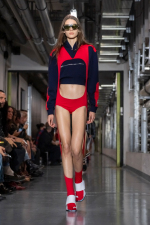 JPGRTWSS26_RUNWAY_FRONT2X3_LOOK39_RETOUCHED