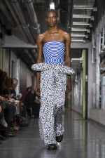 JPGRTWSS26_RUNWAY_FRONT2X3_LOOK43