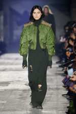 JohnLawrenceSullivan AW26 Runway Show am 2.Februar 2026 im Kraftwerk Berlin. Intervention V by Reference Studios. Berlin Fashion Week