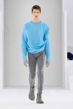 LOEWE_FW23_MW_SHOW_RUNWAY_LOOK_13_FRONT_RGB_CROPPED_4x5_13