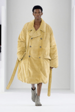 LOEWE_FW23_MW_SHOW_RUNWAY_LOOK_20_FRONT_RGB_CROPPED_4x5_20