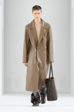 LOEWE_FW23_MW_SHOW_RUNWAY_LOOK_40_FRONT_RGB_CROPPED_4x5_40