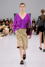 LOEWE_SS24_MW_SHOW_RUNWAY_LOOK_30_FRONT_RGB_CROPPED_4X5_30