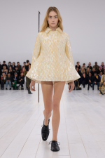 LOEWE_SS25_WW_SHOW_RUNWAY_LOOK_46_FRONT_RGB_CROPPED_4x5_46