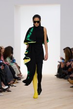 photo: Alessandro Lucioni / Gorunway.com