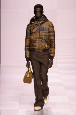 LOUIS-VUITTON-MENrsquoS-FALL-WINTER-2025-SHOW-LOOK-14