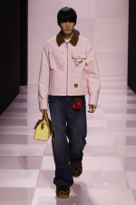 LOUIS-VUITTON-MENrsquoS-FALL-WINTER-2025-SHOW-LOOK-30