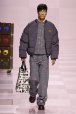 LOUIS-VUITTON-MENrsquoS-FALL-WINTER-2025-SHOW-LOOK-40