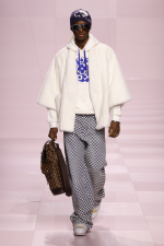 LOUIS-VUITTON-MENrsquoS-FALL-WINTER-2025-SHOW-LOOK-59