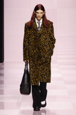 LOUIS-VUITTON-MENrsquoS-FALL-WINTER-2025-SHOW-LOOK-67