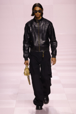 LOUIS-VUITTON-MENrsquoS-FALL-WINTER-2025-SHOW-LOOK-70