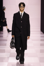 LOUIS-VUITTON-MENrsquoS-FALL-WINTER-2025-SHOW-LOOK-74