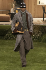 LOUIS-VUITTON-MENrsquoS-FALL-WINTER-2026-LOOK-15