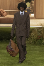 LOUIS-VUITTON-MENrsquoS-FALL-WINTER-2026-LOOK-32