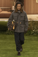 LOUIS-VUITTON-MENrsquoS-FALL-WINTER-2026-LOOK-46
