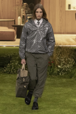 LOUIS-VUITTON-MENrsquoS-FALL-WINTER-2026-LOOK-64
