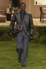 LOUIS-VUITTON-MENrsquoS-FALL-WINTER-2026-LOOK-73