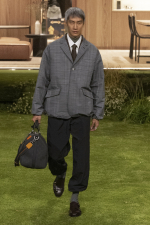 LOUIS-VUITTON-MENrsquoS-FALL-WINTER-2026-LOOK-77