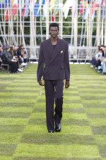 LOUIS-VUITTON-MENrsquoS-SPRING-SUMMER-2025-LOOK-20