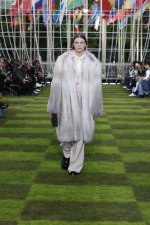 LOUIS-VUITTON-MENrsquoS-SPRING-SUMMER-2025-LOOK-65