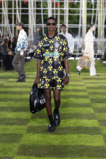 LOUIS-VUITTON-MENrsquoS-SPRING-SUMMER-2025-LOOK-77