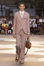 LOUIS-VUITTON-MENrsquoS-SPRING-SUMMER-2026-SHOW-LOOK-73