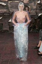 LOOK_02