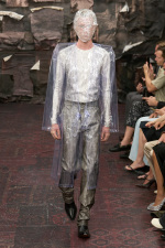 LOOK_03