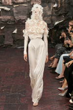 LOOK_40