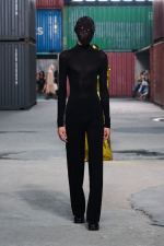 MM_Folders_FW26-Show-Look_0022