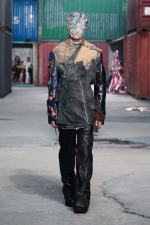 MM_Folders_FW26-Show-Look_0043