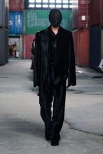 MM_Folders_FW26-Show-Look_0068