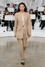 LOOK_19